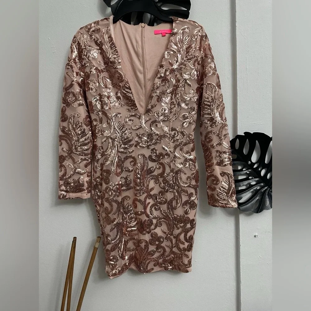 Dress - Picture 5 of 6
